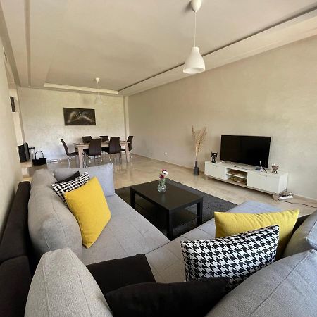 Chic & Cosy Flat Near Airport Lockbox Fast Wifi Apartment Nouaceur Bagian luar foto