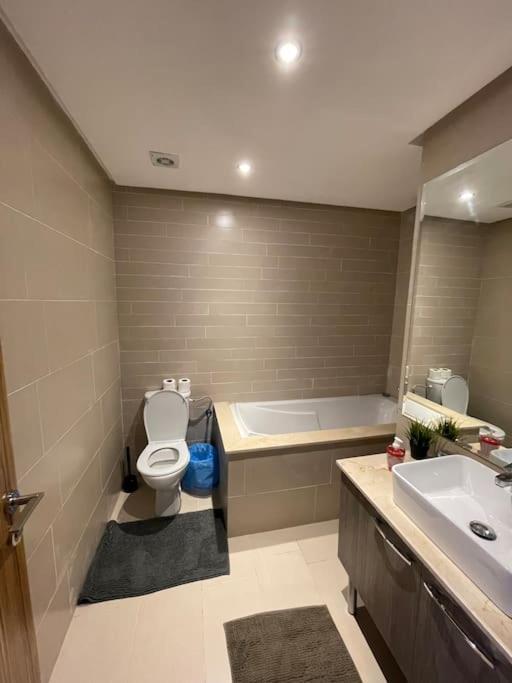 Chic & Cosy Flat Near Airport Lockbox Fast Wifi Apartment Nouaceur Bagian luar foto