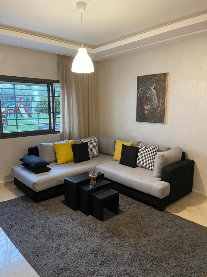 Chic & Cosy Flat Near Airport Lockbox Fast Wifi Apartment Nouaceur Bagian luar foto