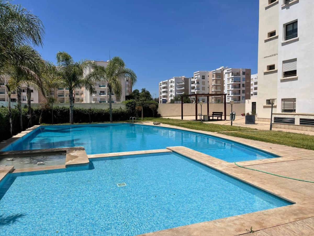 Chic & Cosy Flat Near Airport Lockbox Fast Wifi Apartment Nouaceur Bagian luar foto